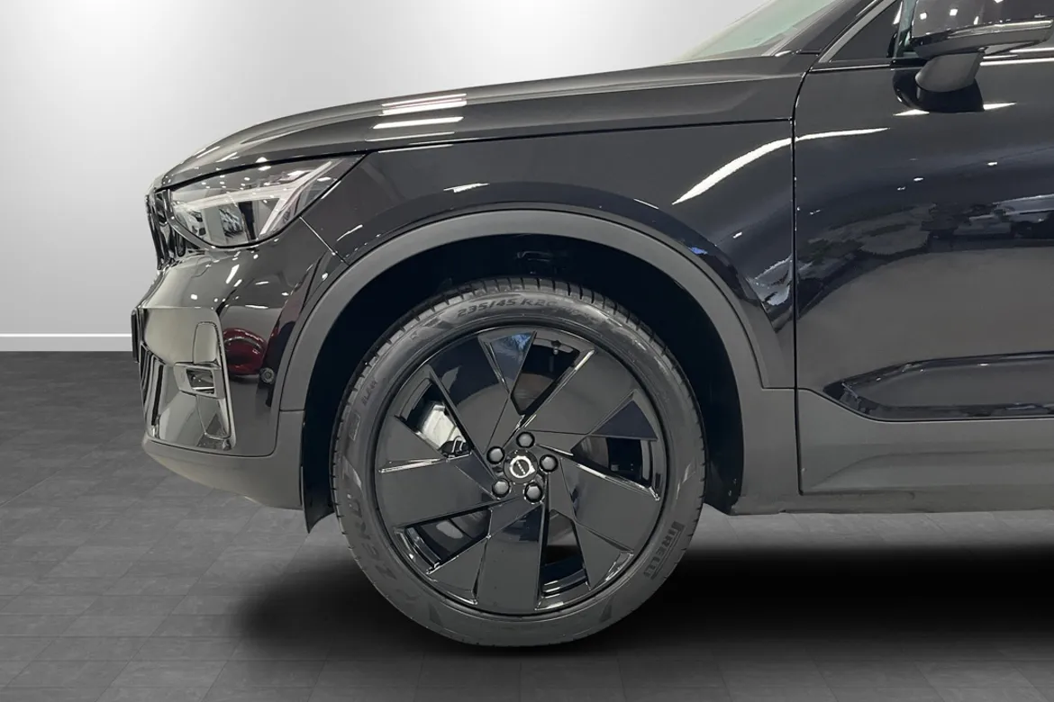 Volvo EX40 Twin Motor Performance
