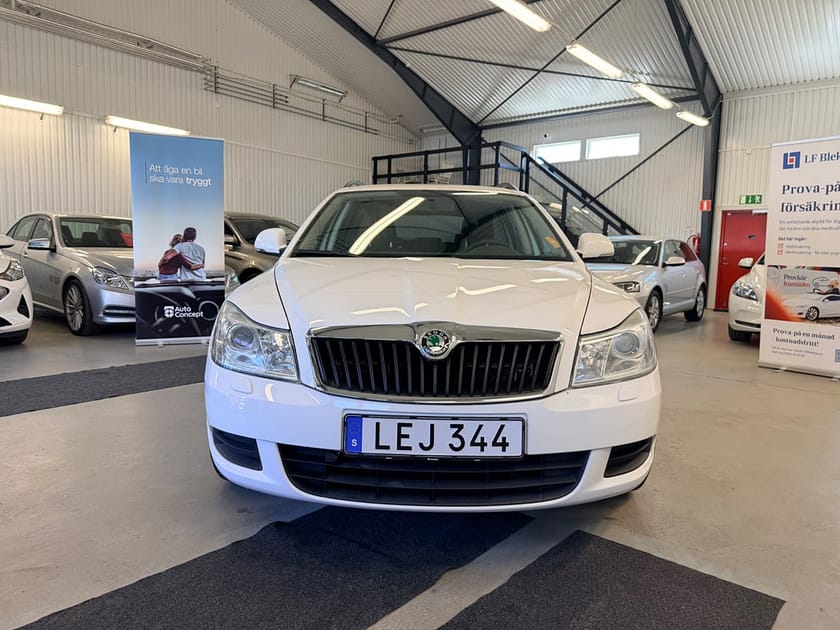 Bild 2 av Škoda Octavia Kombi Skoda 1.6 TDI DSG Sekventiell, 105hk Automatisk