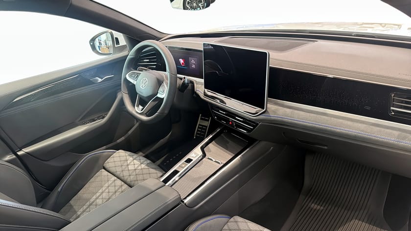Bild 4 av Volkswagen Passat Variant eHybrid R-Line 272hk Drag/Phev Plus