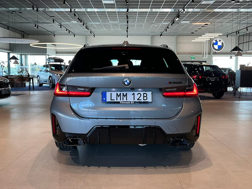 Bild 5 av BMW M340i xDrive Touring M Sport Pro Black Package DA Pro Pano HK