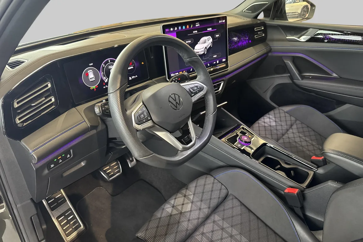picture of a car