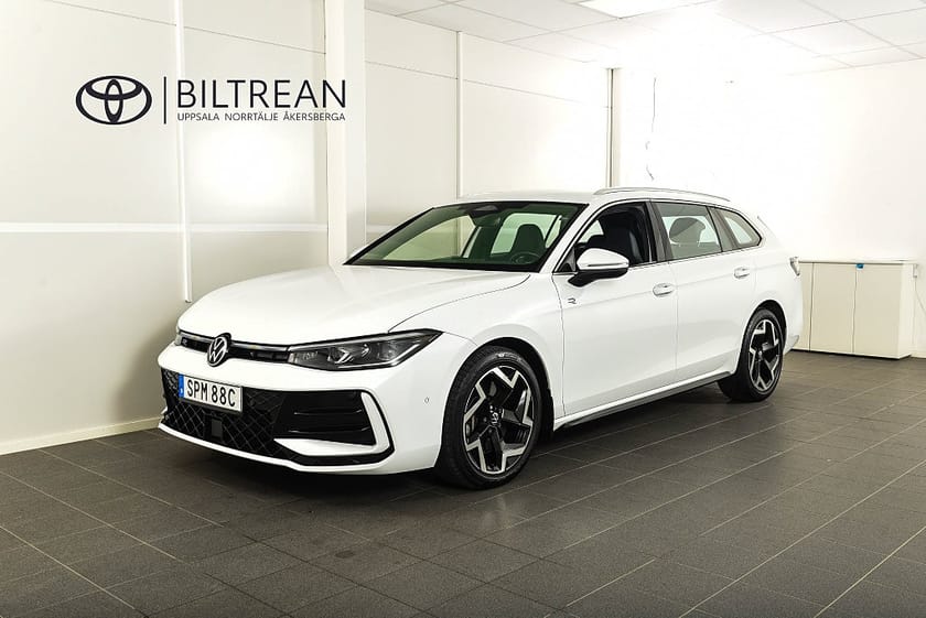 Bild 1 av Volkswagen Passat Sportscombi 2.0 TDI 4M R-Line Värmare Drag Massage