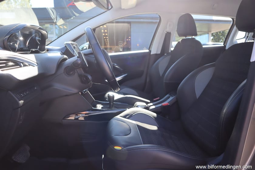 Bild 4 av Peugeot 2008 1.2 e-VTI 82hk Aut Svensksåld