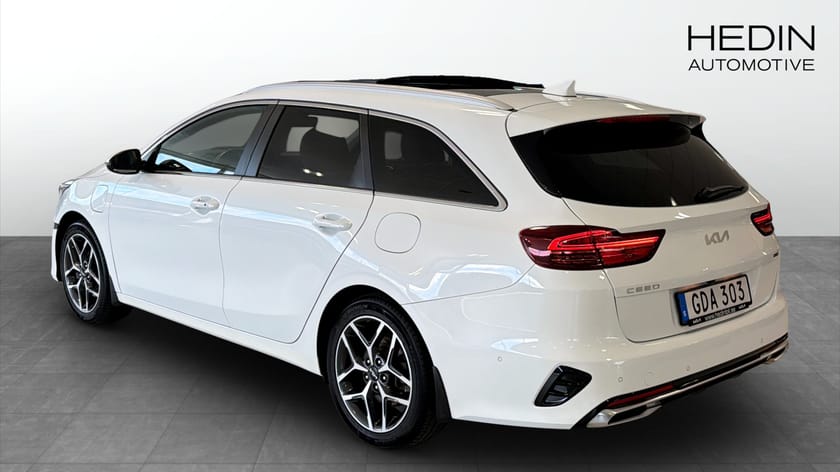 Bild 3 av Kia Ceed Sportswagon Plug-in Hybrid ADVANCE PLUS / GODKÄND / PANO / NYSERVAD