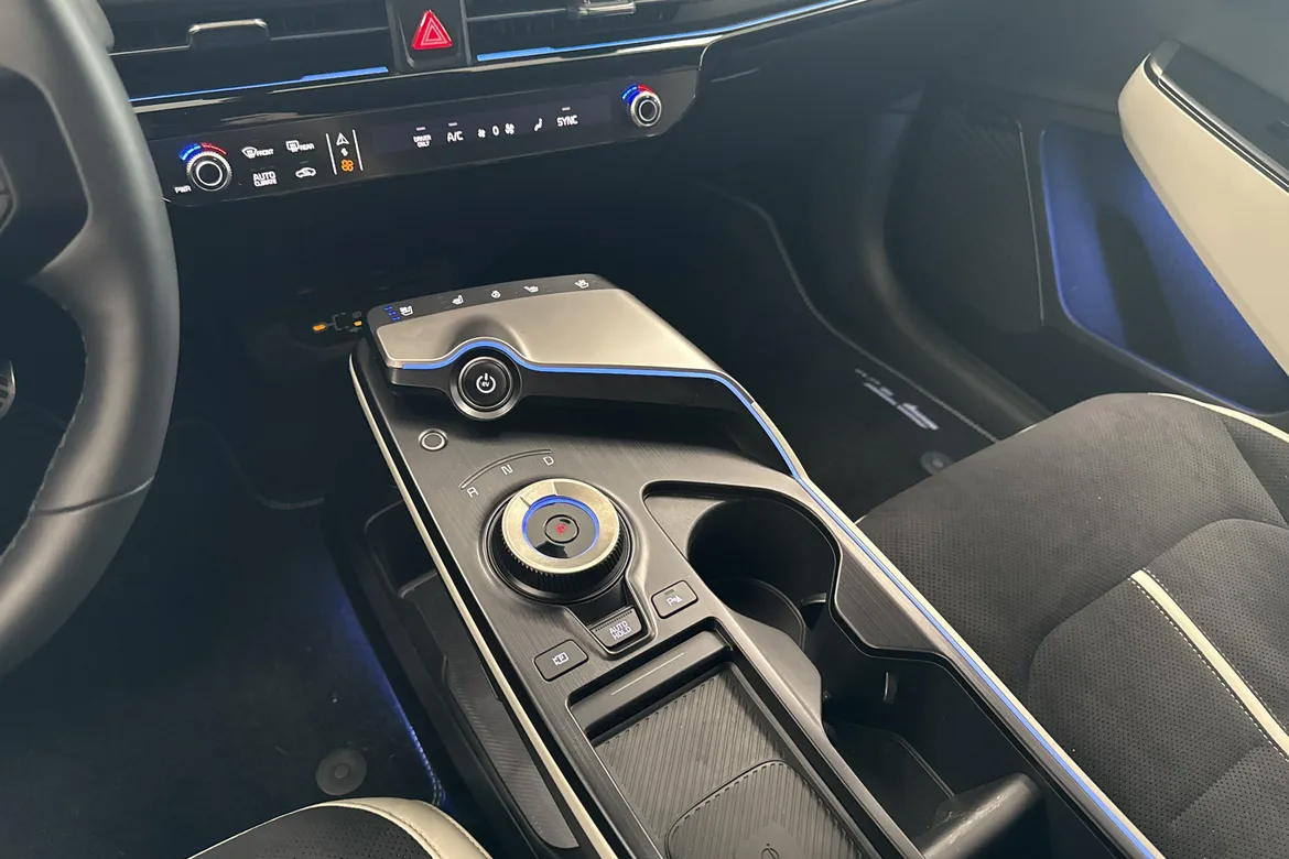 picture of a car