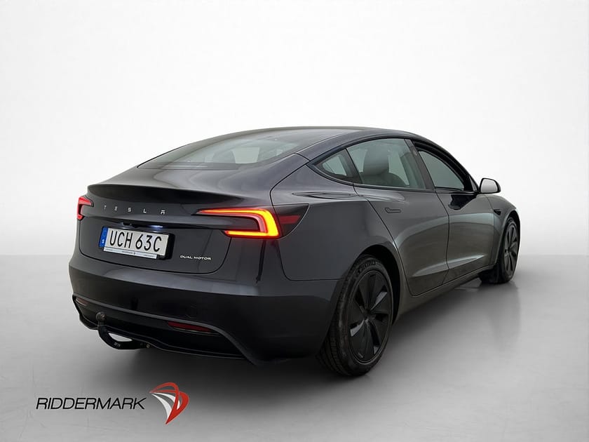 Bild 5 av Tesla Model 3 Long Range AWD Värmepump Dragkrok Autopilot