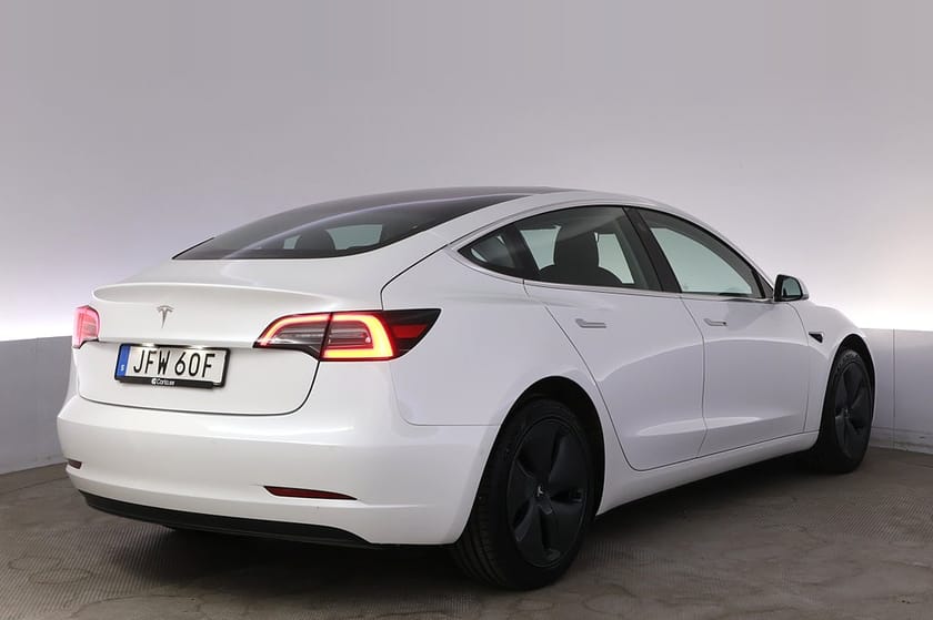 Bild 5 av Tesla Model 3 Standard Range Plus RWD Autopilot Panorama