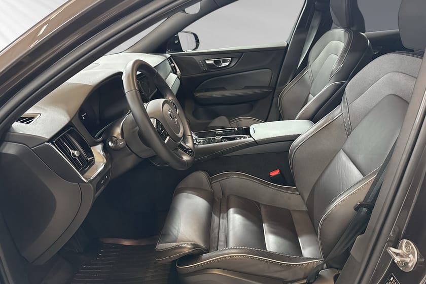 Bild 5 av Volvo V60 Recharge T6 Plus Dark