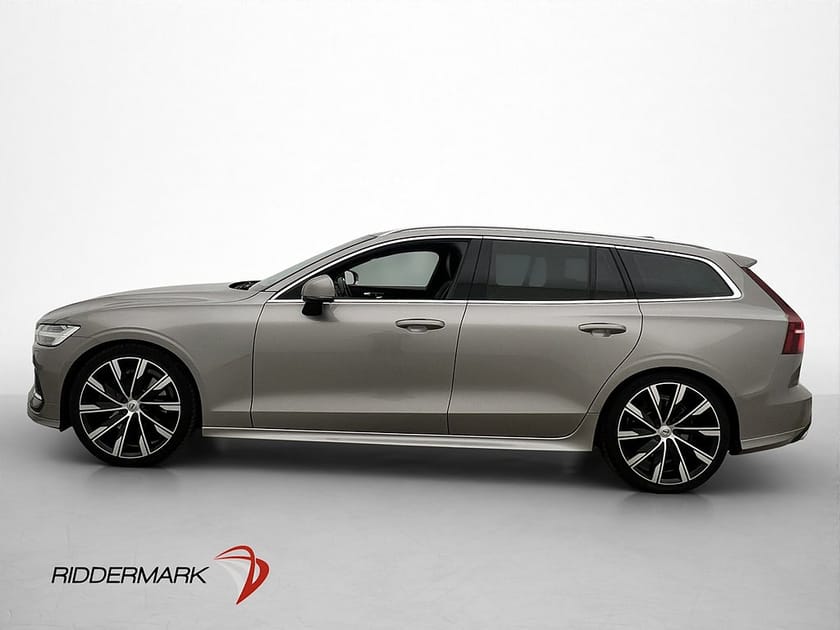 Bild 4 av Volvo V60 T6 AWD 310hk Inscription Pano H/K HuD BLIS Drag