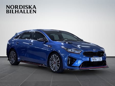 Kia ProCeed GT ProCee'd  1.6 T-GDI DCT Pano Apple Car JBL Kam