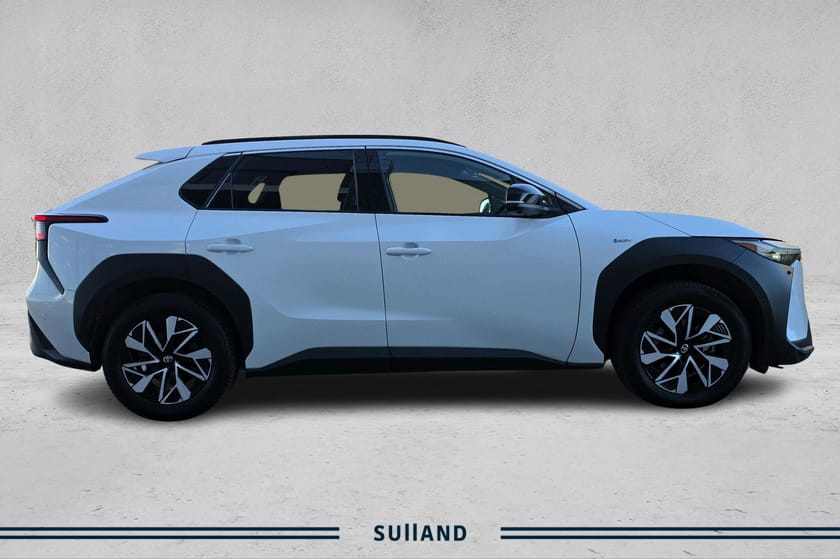 Bilde 5 av Toyota bZ4X Executive/AWD/R.kamera/Skinn/El.sete m/minne/Carplay++