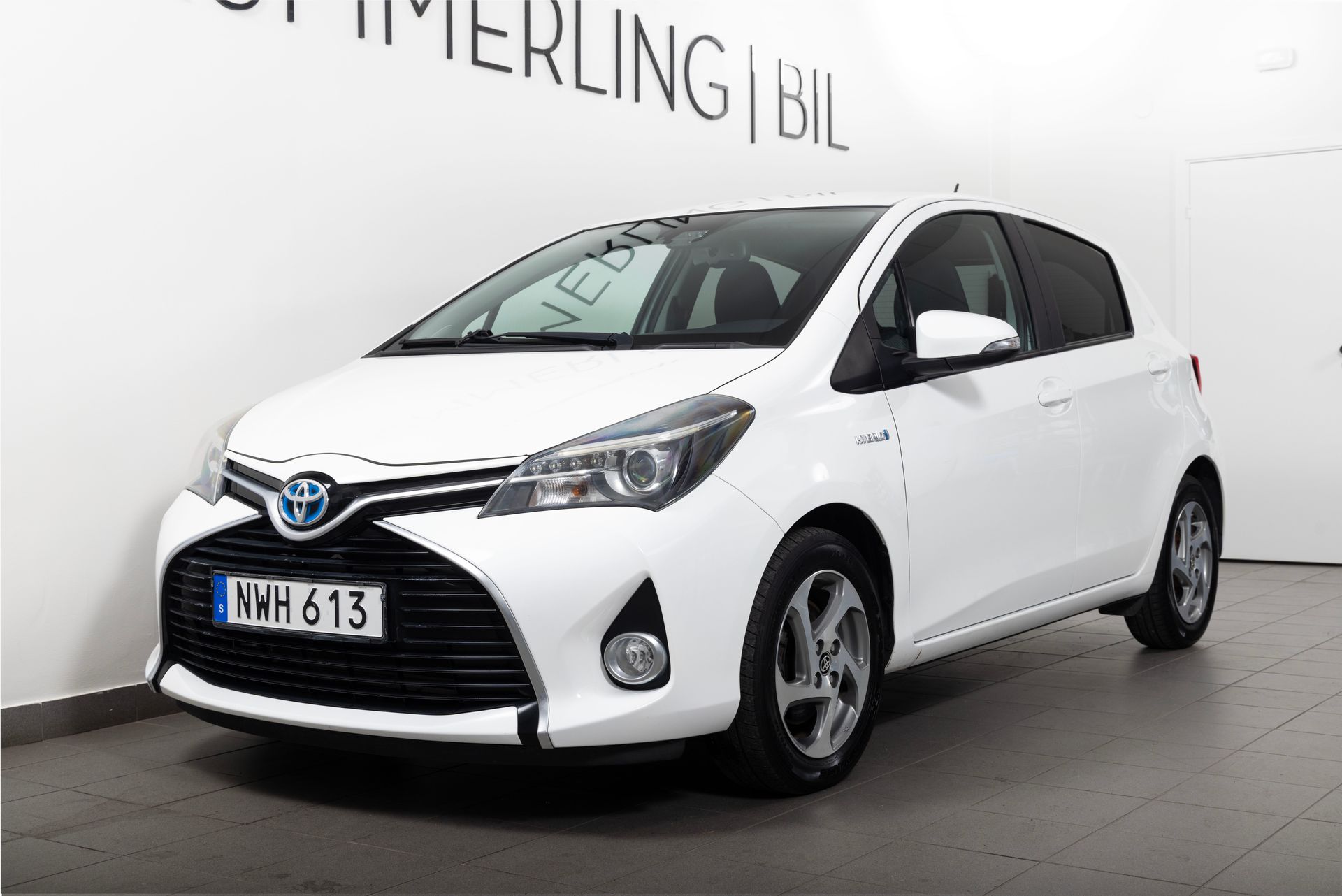 Toyota Yaris 2015, photo 2/10