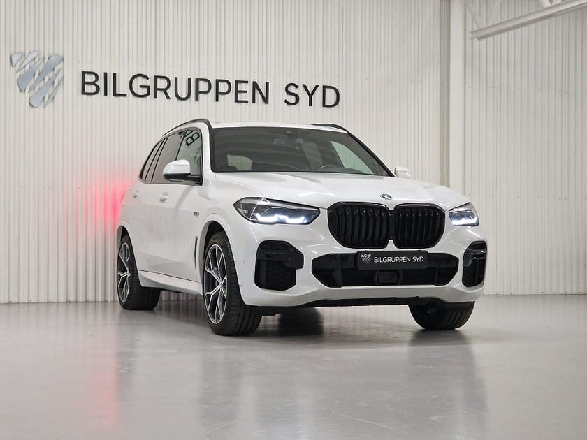 Bild 4 av BMW X5 xDrive45e iPerformance iPerformance|M Sport|Drag|360°|Luftfjädring|
