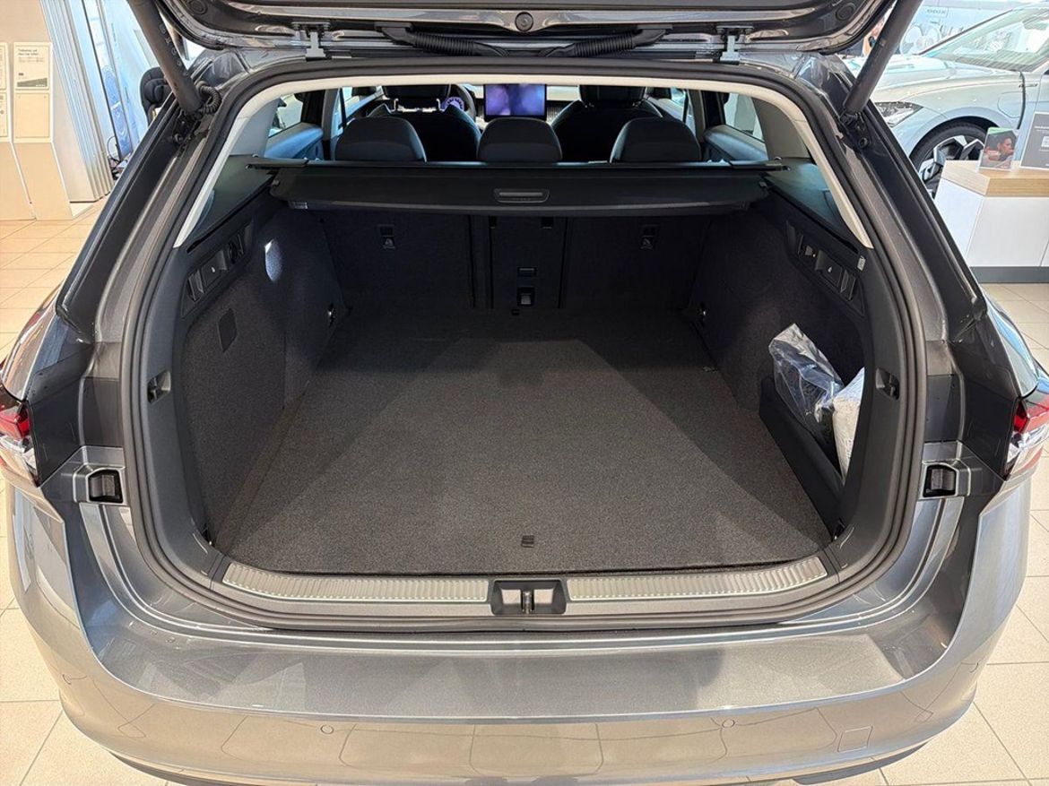 Škoda Škoda Superb iV Kombi — bild 13