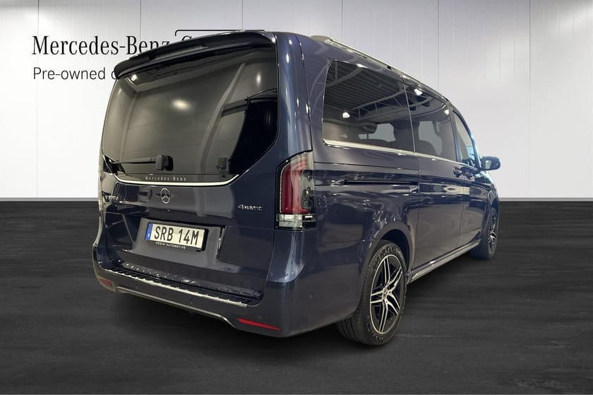 Bild 4 av Mercedes-Benz V 300d 4MATIC 3.2t 300 D 4X4 LÅNG AMG AVANTGARDE / Drag / Burmester