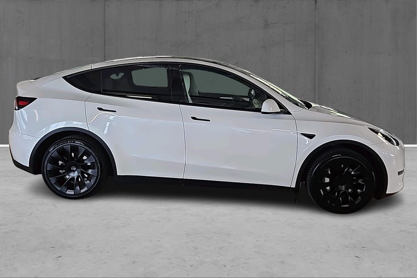 Bilde 4 av Tesla Model Y Long Range AWD LR 514HK Premium Hvitt skinn, H.feste, Autopilot