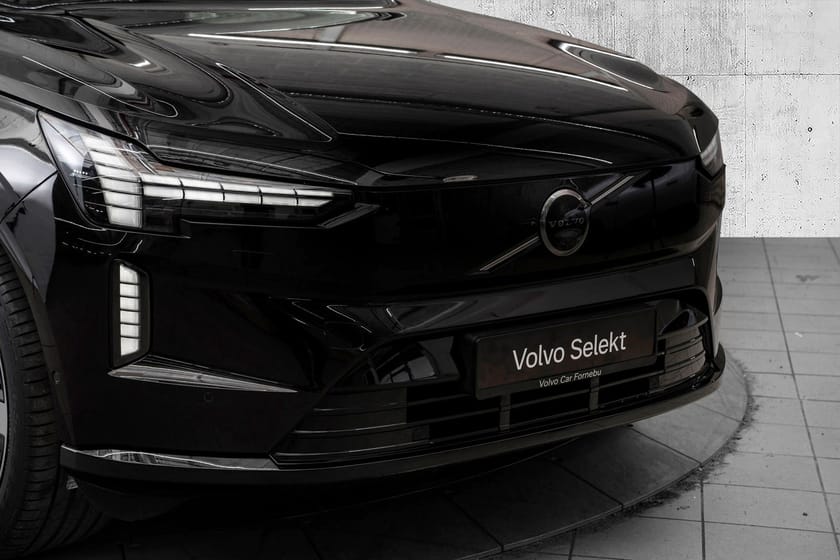 Bilde 2 av Volvo EX90 Twin Motor 7-seater M. Ultra Bowers&Wilkins Luftfjæring 22" PixelLED