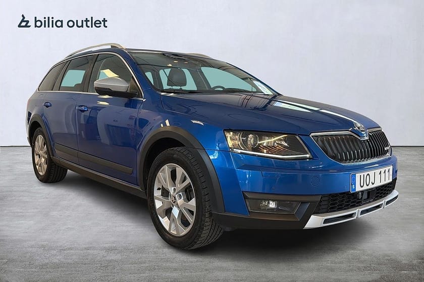 Bild 3 av Škoda Octavia Scout Skoda 2.0 TDI 4x4 Premium Drag B-kam Värmare Canton Pano