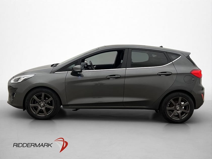 Bild 4 av Ford Fiesta EcoBoost 100hk Titanium Panorama CarPlay Navi