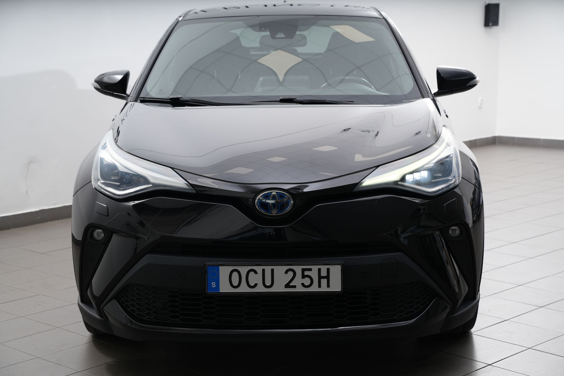 Toyota C-HR 2020, kuva 7/10