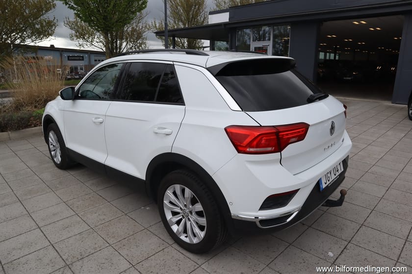 Bild 3 av Volkswagen T-Roc 2.0 TDI 4MOTION 12 mån garanti Park.värm Drag 2 ägare