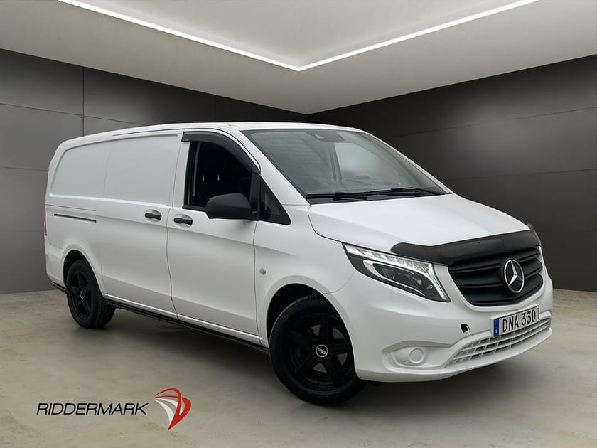 Bild 1 av Mercedes-Benz Vito 116 CDI 2.8t L2 Värmare Drag Kamera CARPLAY Moms