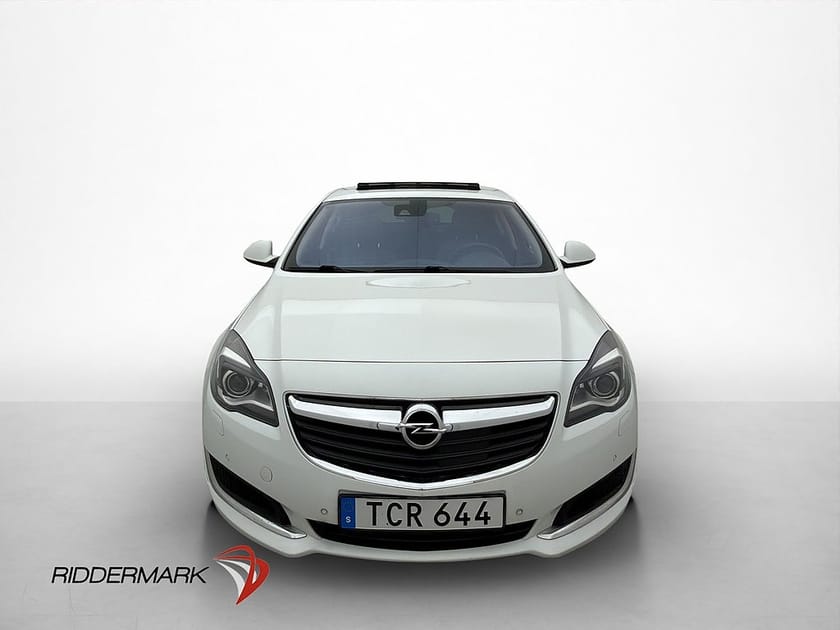 Bild 2 av Opel Insignia 4x4 Business Taklucka M-Värmare Navi Skinn