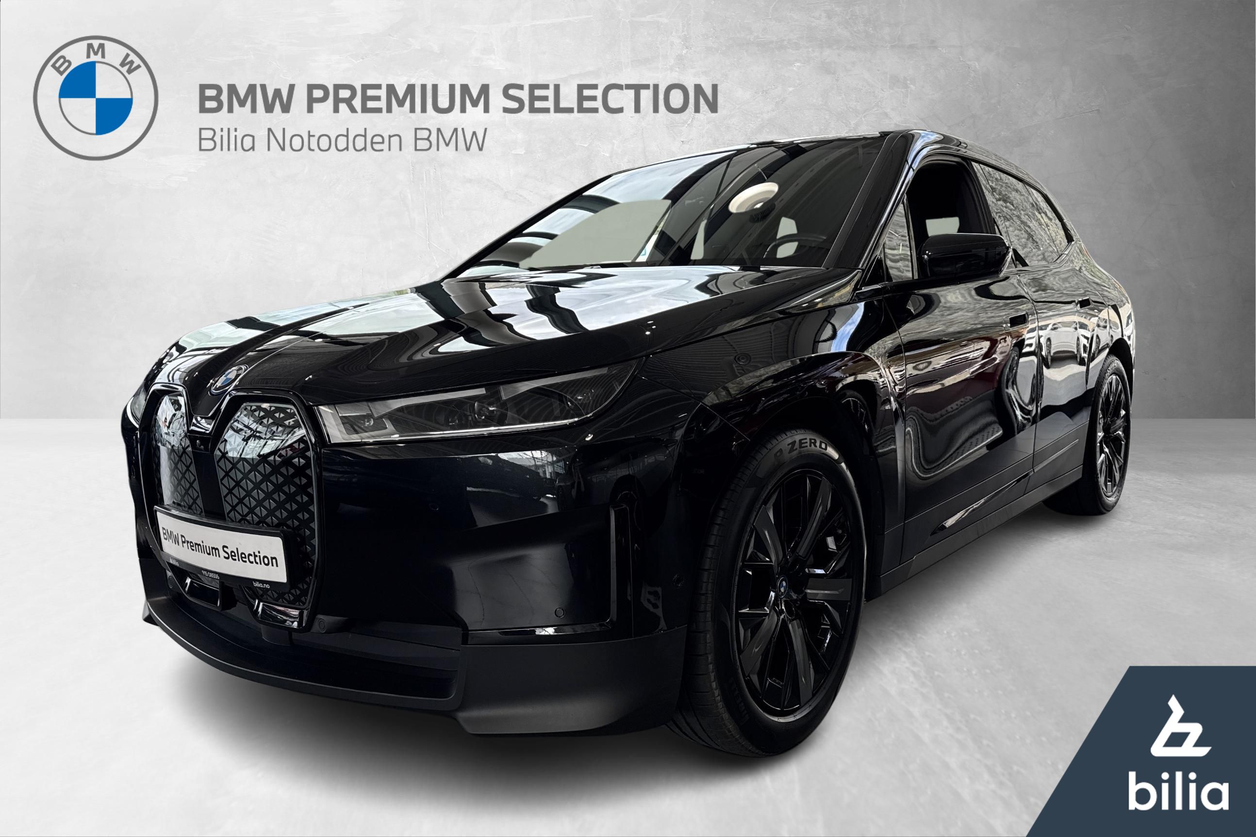 BMW iX xDrive40, 326hk, 2023