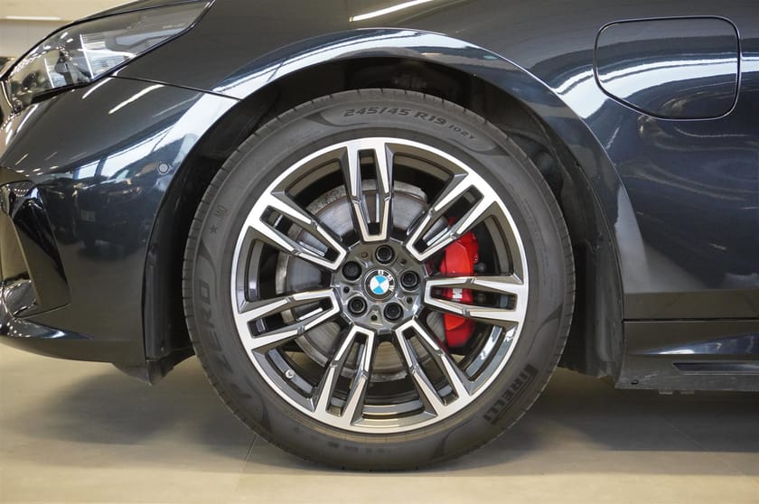 Bild 2 av BMW 530e xDrive Touring M Sport Pro Business Ed