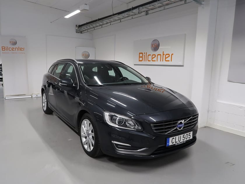 Bild 3 av Volvo V60 D4 V-Däck ingår Drag-Värmare-Rattvärme-FartH-Bluetooth-