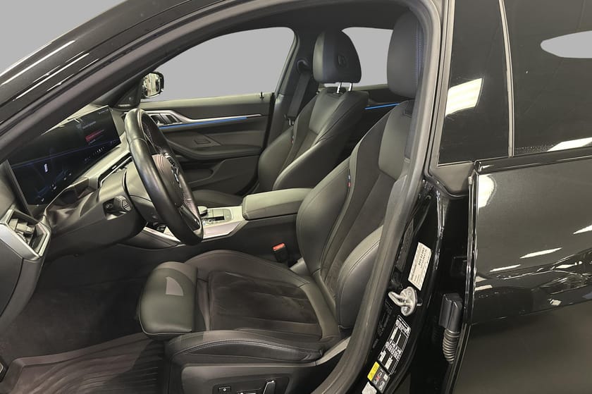 Bilde 2 av BMW i4 M50 xDrive Gran Coupé Fully Charged, Laser, Harman, 360'kam, ACC, Krok