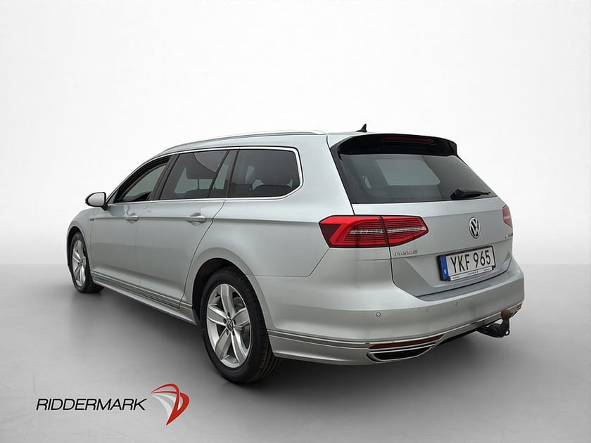 Bild 5 av Volkswagen Passat Sportscombi 2.0 TDI 4M R-Line Cockpit Värmare Skinn