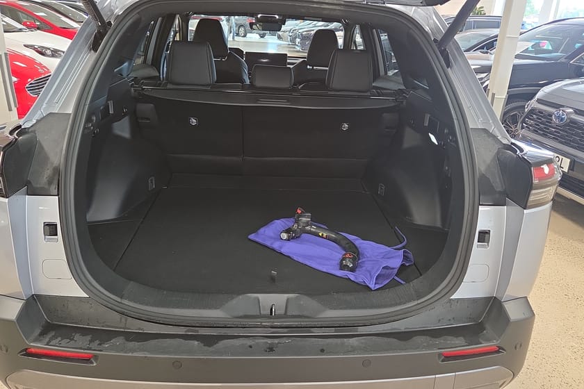 Bild 5 av Toyota bZ4X Touring AWD Active Tech Dragkrok