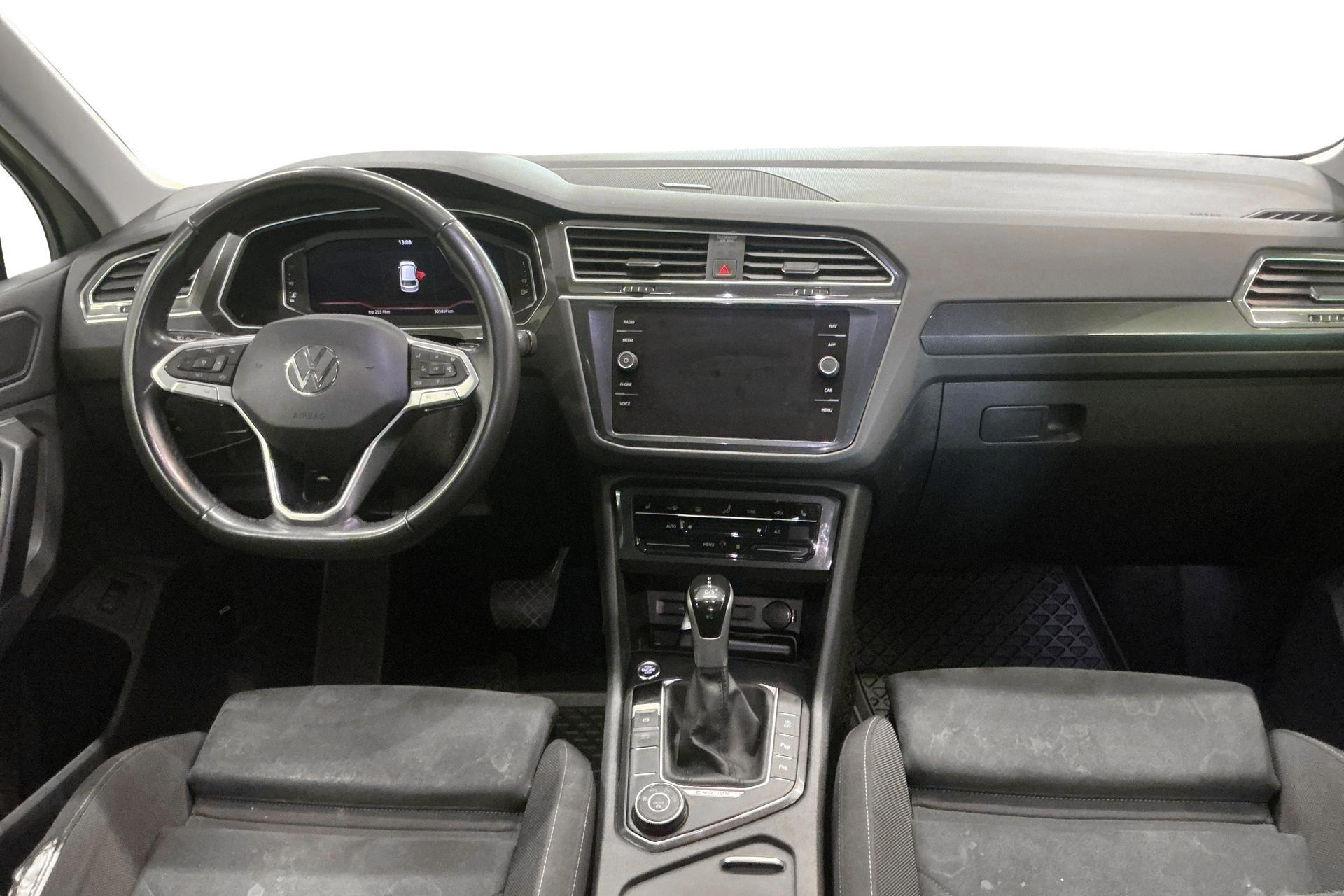 Volkswagen Tiguan 2023, bild 7/10