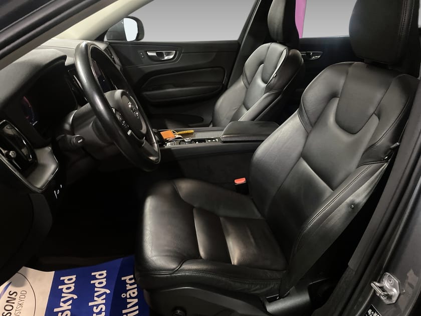 Bild 2 av Volvo XC60 Recharge T6 Inscr Expression T