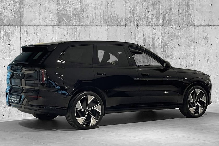 Bilde 5 av Volvo EX90 Twin Motor Performance 7-seater Ultra KROK|22"|BOSE|PILOT.ASSIST|7s