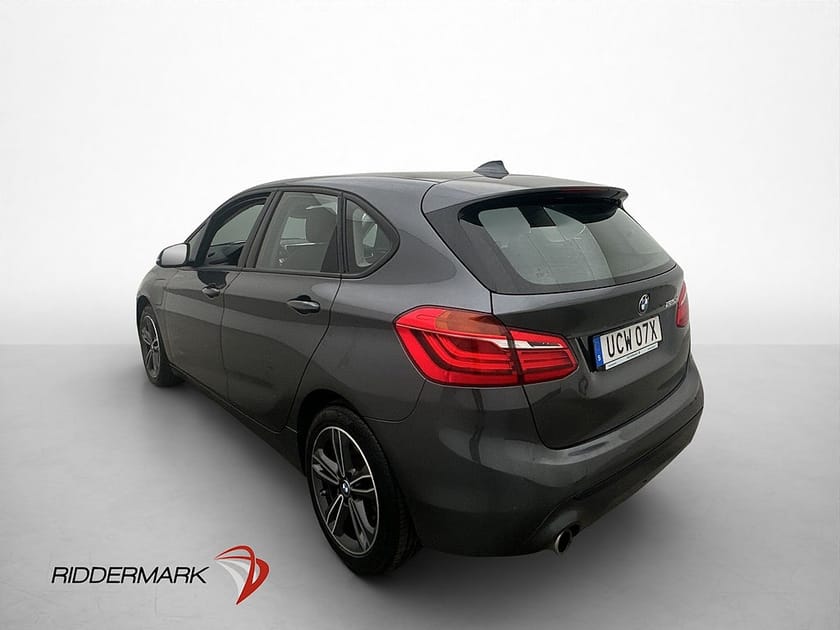 Bild 5 av BMW 225xe Active Tourer Sport line HUD Halvskinn Navi Ambient P-Sensorer
