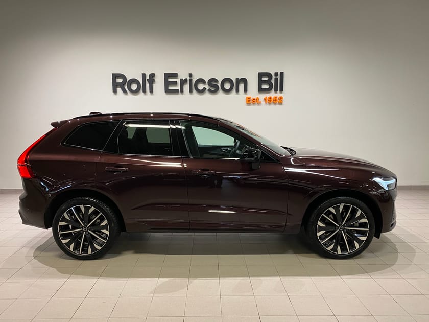 Bild 2 av Volvo XC60 T6 Plus Dark Nordic Edition