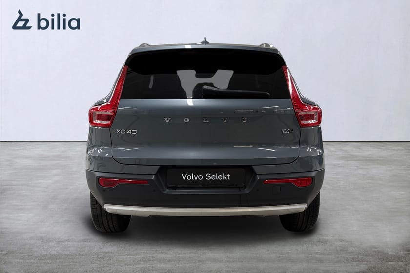 Bild 5 av Volvo XC40 T4 AWD Momentum Advanced Edition