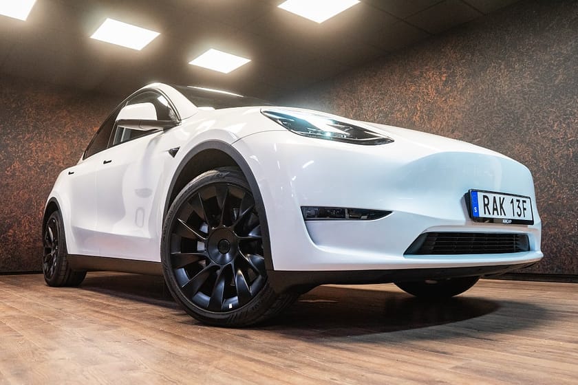 Bild 3 av Tesla Model Y Long Range AWD 514hk | MOMS | Drag | V.pump | 3087kr/må