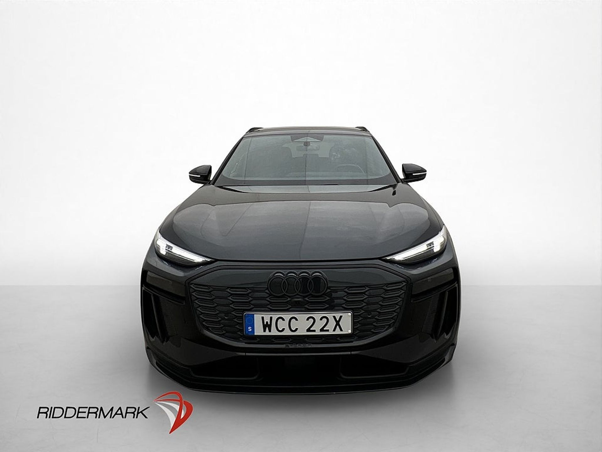Audi Q6 e-tron 2025, bild 2/10