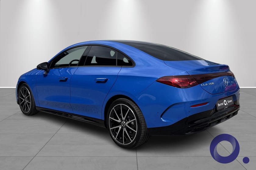 Bilde 3 av Mercedes-Benz CLA 350 4MATIC 4Matic|AMG|Cruise|Pano|Nattpakke|Demo