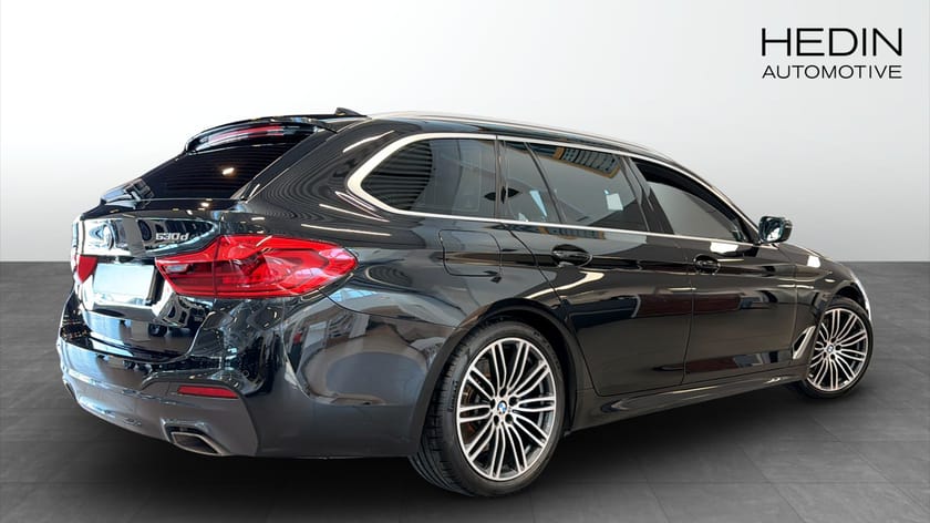 Bild 2 av BMW 530d xDrive Touring M-Sport Komfortstol Värmare Drag H/K