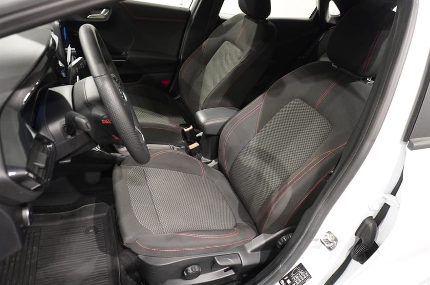 Bild 4 av Ford Puma ST-Line 1.0T EcoBoost Kamera
