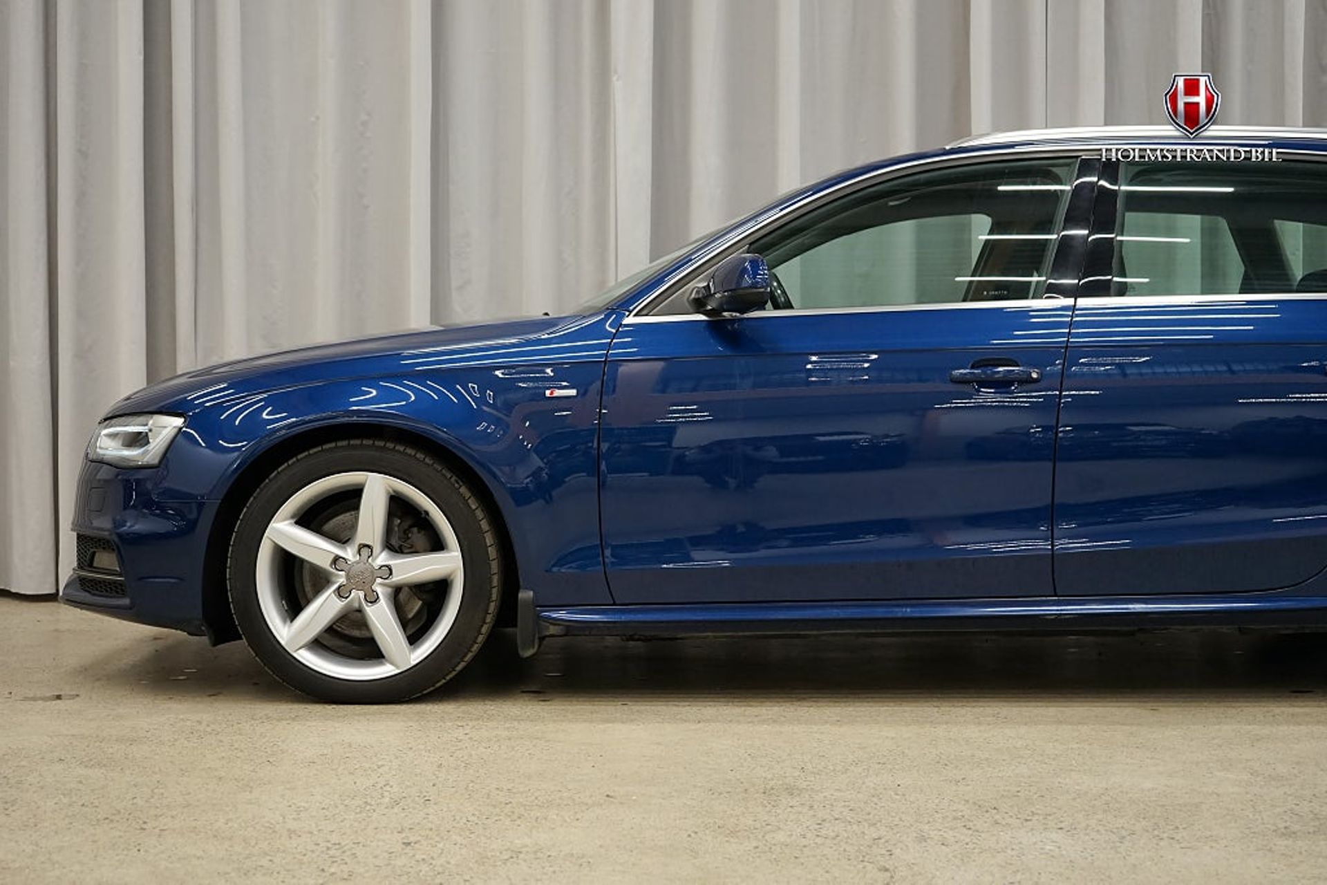 Audi A4 2015, bild 6/19