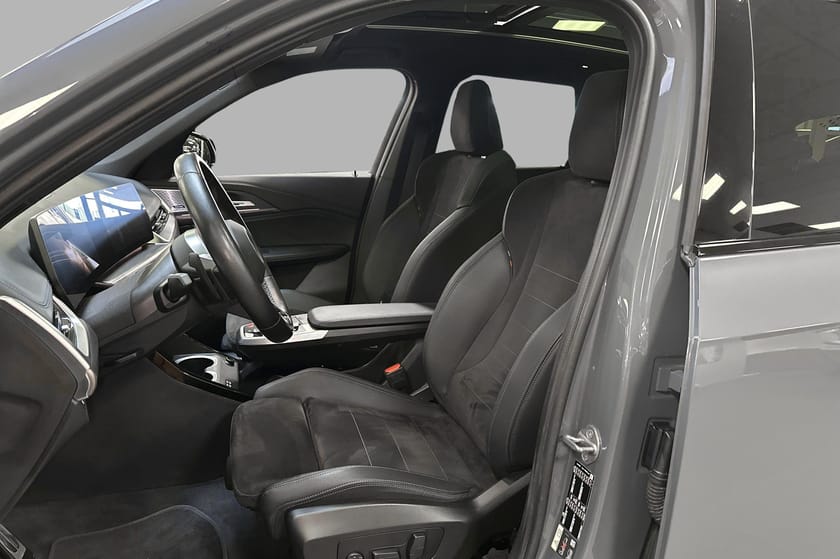 Bilde 2 av BMW iX1 xDrive30