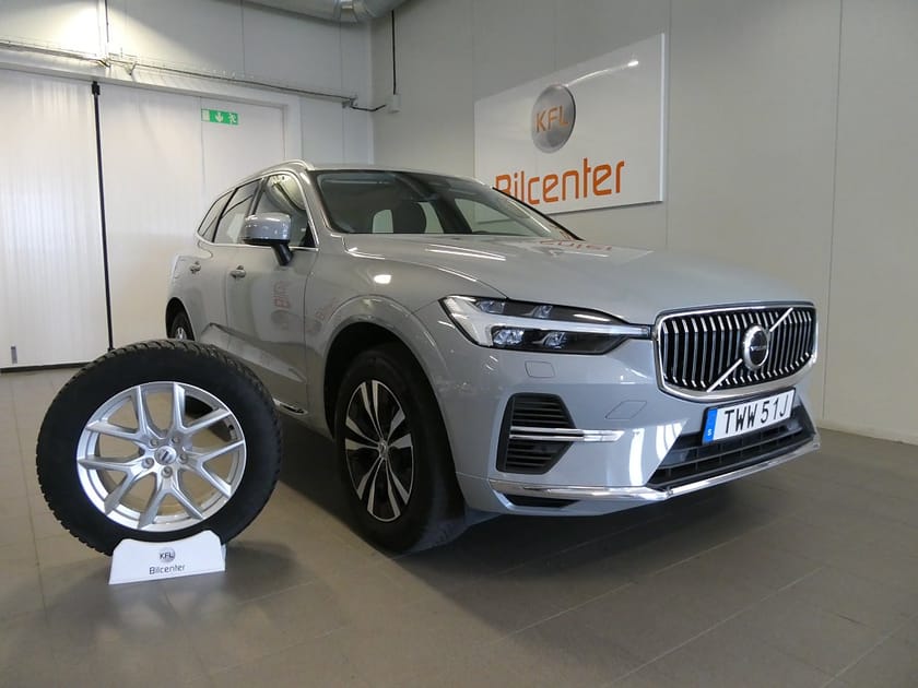 Bild 1 av Volvo XC60 Recharge T6 AWD Core Edition Pano-Kamera-Värm-Navi-SoV
