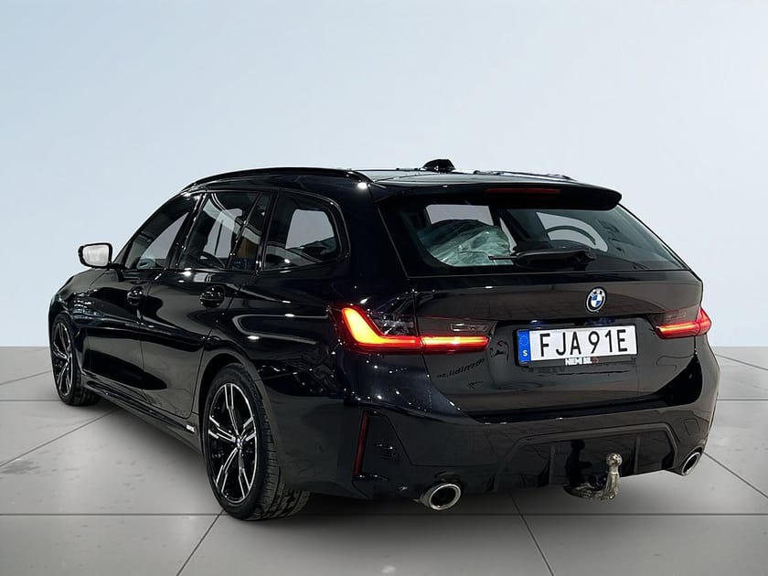 Bild 5 av BMW 330e xDrive Touring M Sport Drag Pvärm Kamera GPS SoV MOMS