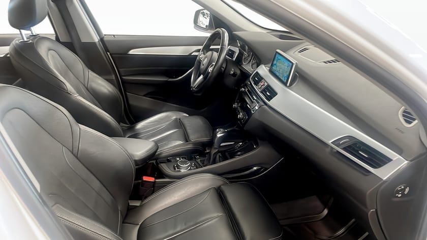 Bild 3 av BMW X1 xDrive18d xDrive 18d Automat xLine | Drag | Pano | Head-Up | M-Ratt