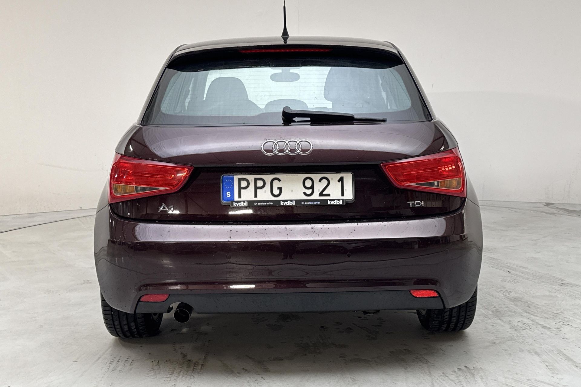 Audi A1 Sportback 1.6 TDI 2012, bild 6/10